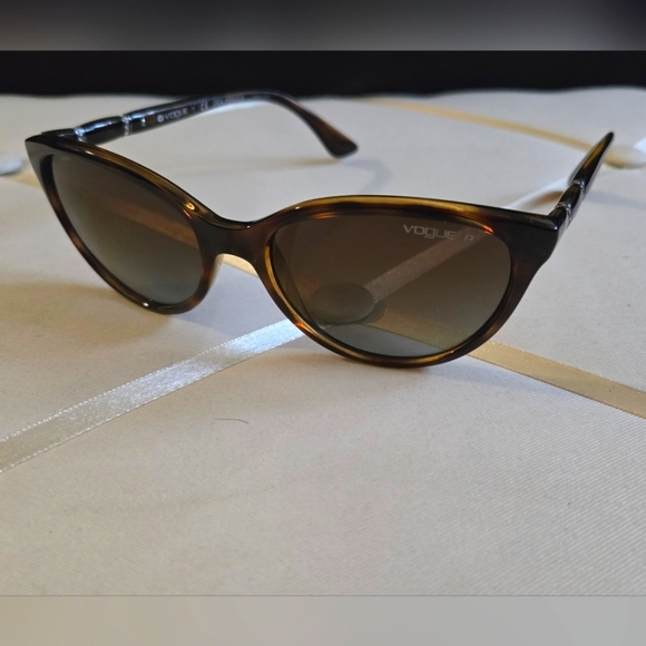 Vogue Women's Brown Sunglasses - Picture 1 of 9